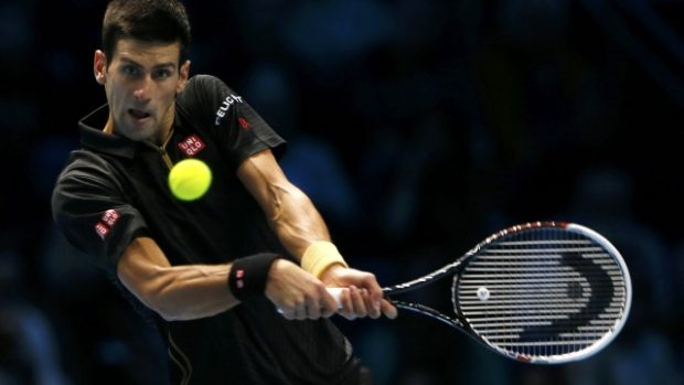Novak Djoković bude hrát proti Rogeru Federerovi o svůj čtvrtý titul na Turnaji mistrů