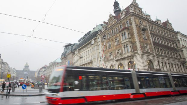 Tramvajové linky se v Praze postupně vracejí ke standardnímu provozu