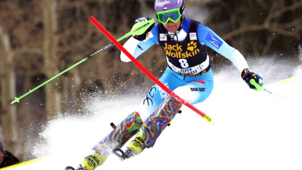 Lyžařka Šárka Strachová na trati Světového poháru v Aspenu