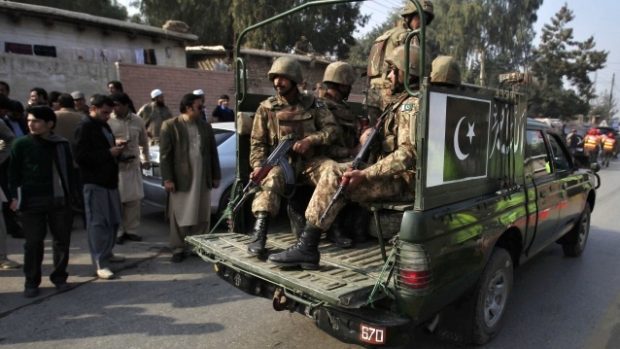 Pákistánští vojáci zlikvidovali všechny útočníky ve škole v Péšaváru