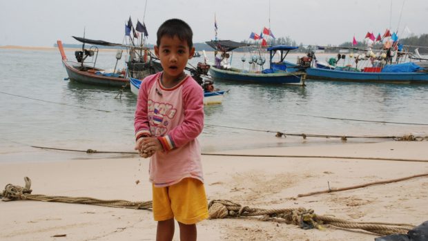 Symbolem thajské cunami před deseti lety je rybářská vesnice Ban Nam Khem