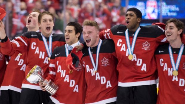 Kanada se po šesti letech dočkala zlata, na MS do 20 let porazila Rusko 5:4