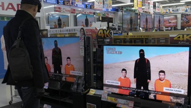 Islámský stát požaduje výkupné za dva zajaté Japonce