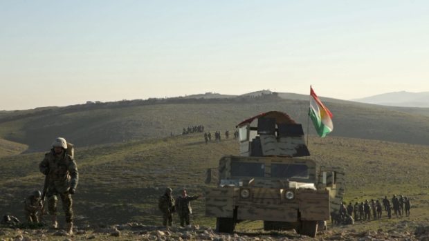 Na útok se připravuje 25 tisíc vojáků irácké armády a bojovníků kurdské pešmergy