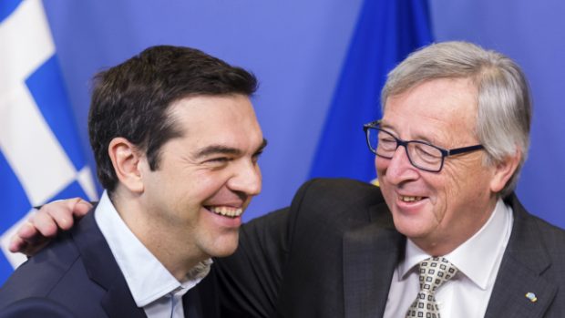 Šéf EK Jean-Claude Juncker (vpravo) jednal v Bruselu s řeckým premiérem Alexisem Tsiprasem