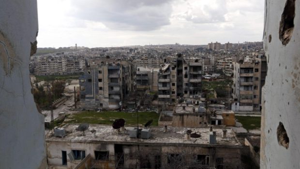 V syrském městě Aleppo jsou budovy značně poškozené