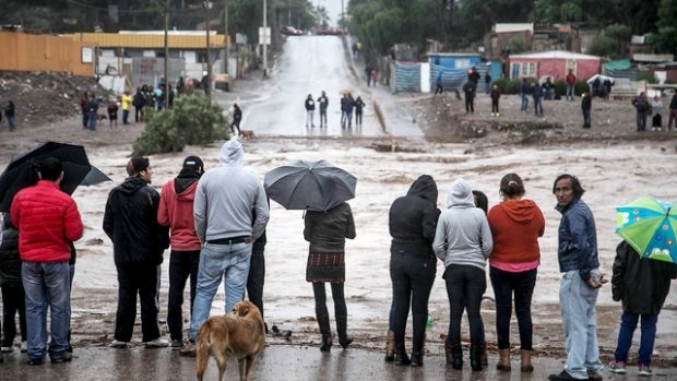 Severní část Chile devastují záplavy