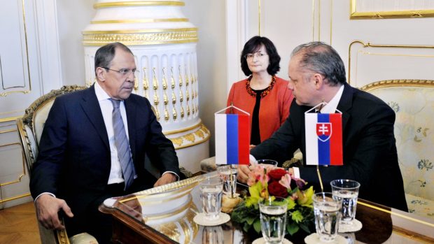 Ruský ministr zahraničí Sergej Lavrov jednal v Bratislavě se slovenským prezidentem Andrejem Kiskou