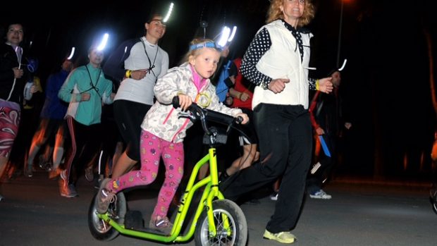 Noční běh pro Světlušku 2015