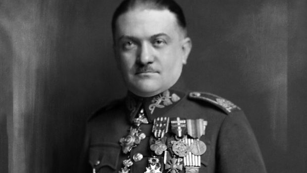 Generál Alois Eliáš na snímku z Atelieru Langhans