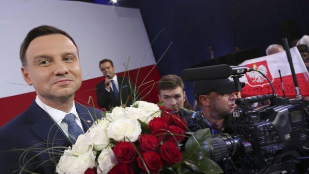 Ve druhém kole voleb porazil Andrzej Duda (na snímku) dosavadního polského prezidenta Bronislawa Komorowského