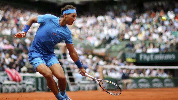 Pomalý povrch na kurtech pro French Open vyhovuje hře Rafaela Nadala