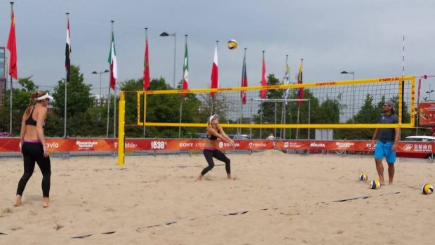 Kristýna Kolocová a Markéta Sluková při tréninku na mistrovství světa v Nizozemsku