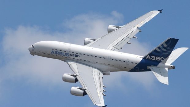 Airbus A380 na letecké přehlídce u Paříže, 15.6.2015