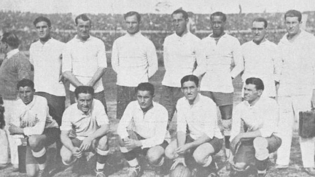 První mistři světa ve fotbale. Tým Uruguaye z roku 1930