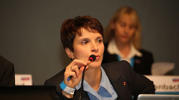 Frauke Petryová, předsedkyně neměcké krajně pravicové Alternative für Deutschland