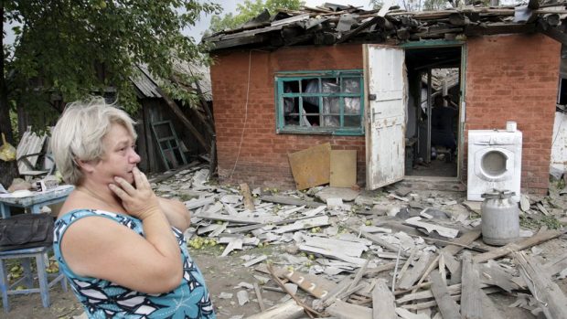 Dům na předměstí Doněcku poškodilo ostřelování
