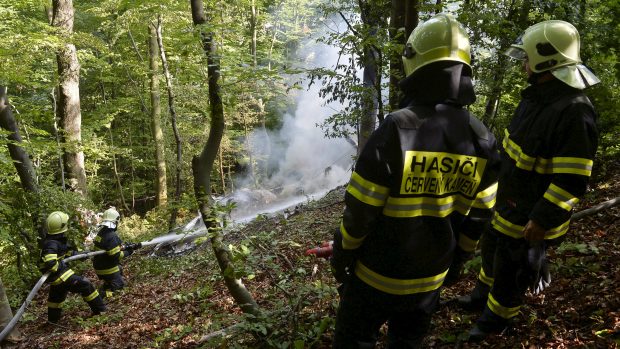 Na Slovensku se srazila dvě menší letadla, sedm lidí zemřelo