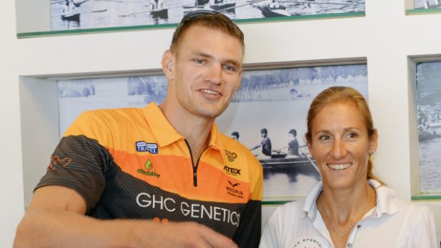 Ondřej Synek a Mirka Knapková na veslařském mistrovství světa ve Francii