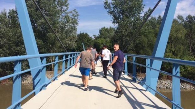V Přerově otevřeli nový most přes Bečvu, lidem zkrátí cestu z centra do oblíbené rekreační oblasti