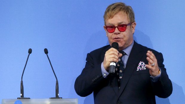 Elton John na návštěvě Ukrajiny