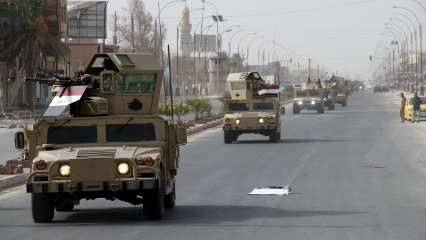 Konvoj iráckých vozidel