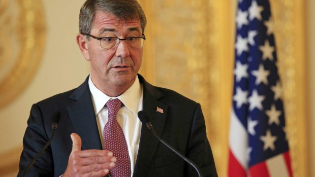 Americký ministr obrany Ashton Carter