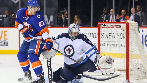 Ani český brankář Ondřej Pavelec nepomohl Winnipegu k výhře na ledě New York Islanders