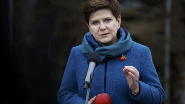 Beata Szydlová, kandidátka opoziční strany Právo a spravedlnost v nadcházejících parlamentních volbách