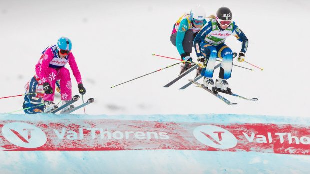 Závod světového poháru ve Val Thorens - Andrea Zemanová v závěsu za Sandrou Näslundovou