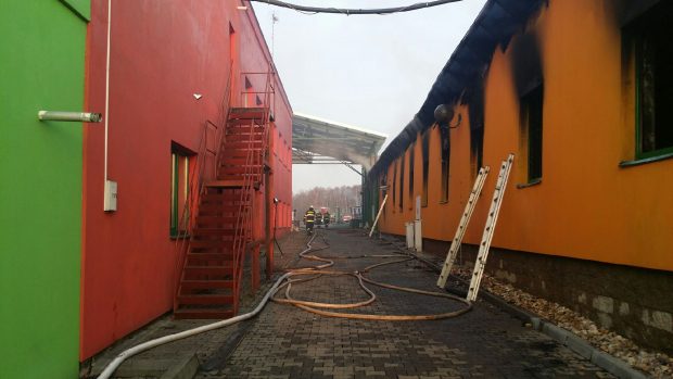 Požár v průmyslovém areálu v Turnově na Liberecku