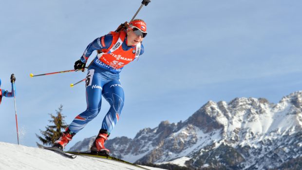 Biatlonistka Lucie Charvátová skončila v pátečním sprintu v Hochfilzenu pátá