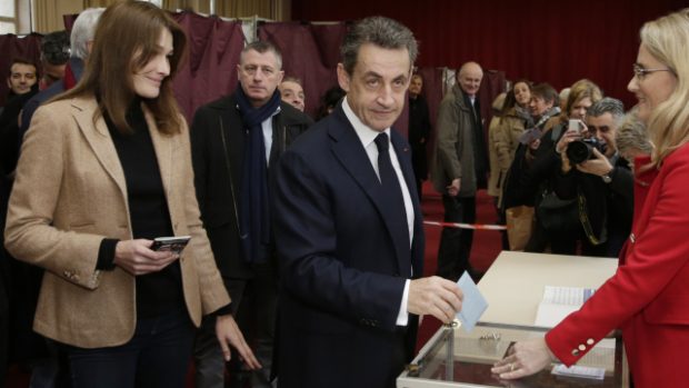 Druhé kolo regionálních voleb ve Francii vyhrála pravice