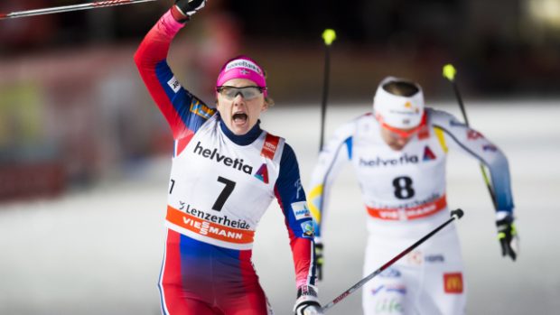 Mezi ženami úvod Tour de Ski nejlépe vyšel Norce Fallaové
