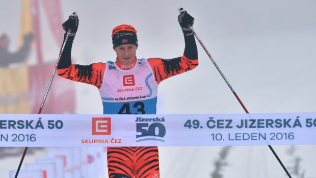 Vítěz letošní Jizerské padesátky Nor Petter Eliassen