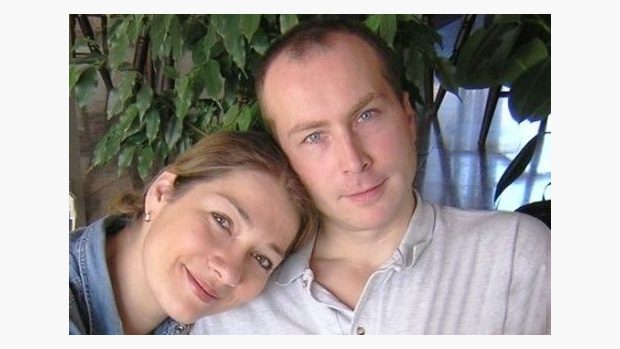 Zavražděný reportér Michal Velíšek s manželkou