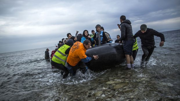 Z Turecka na řecký ostrov Lesbos připluli další uprchlíci