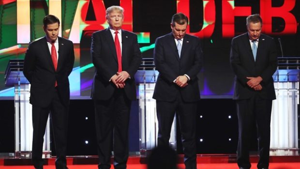 Republikánští uchazeči o kandidaturu na amerického prezidenta (zleva Marco Rubio, Donald Trump, Ted Cruz a John Kasich) se střetli v klíčové debatě na Floridě