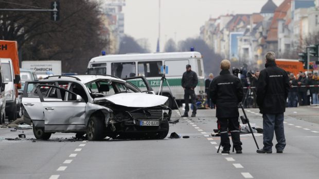 V Berlíně za jízdy explodovalo auto