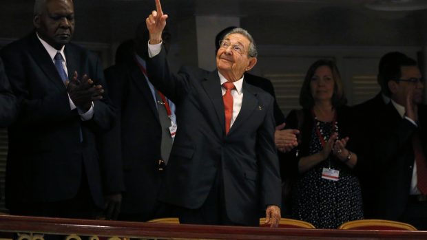 Obamův projev ke kubánské veřejnosti sledoval i vůdce země Raúl Castro