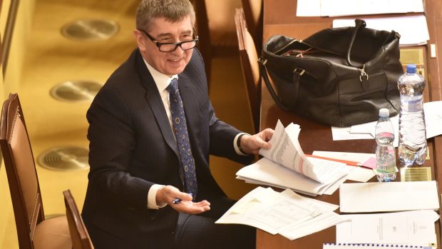 Andrej Babiš na mimořádné schůzi Poslanecké sněmovny ke kauze Čapí hnízdo