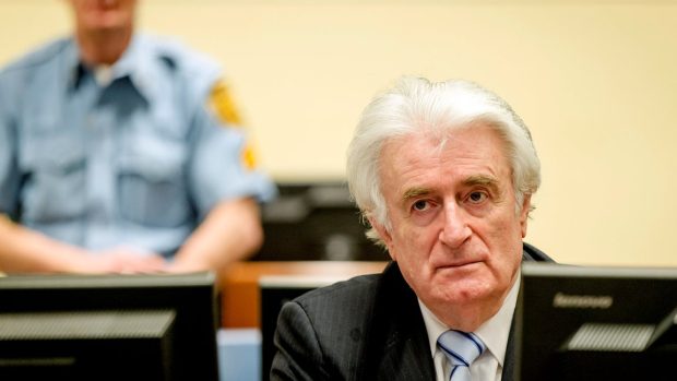 Bývalý vůdce bosenských Srbů Radovan Karadžić před Mezinárodním trestním tribunálem pro bývalou Jugoslávii (ICTY)