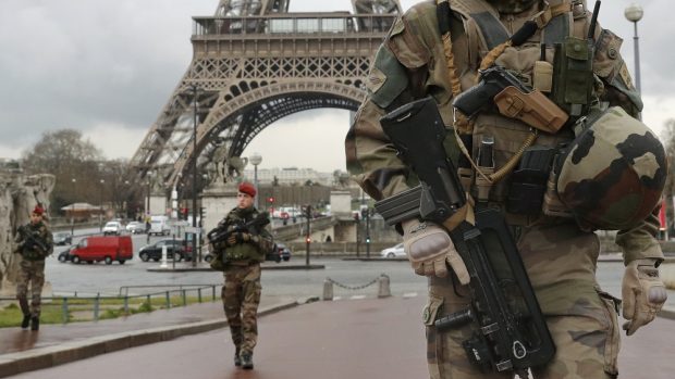 araton v Paříži provázejí přísná bezpečnostní opatření (ilustrační foto)