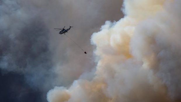 Hasiči bojují s rozsáhlým požárem v kanadské provincii Alberta