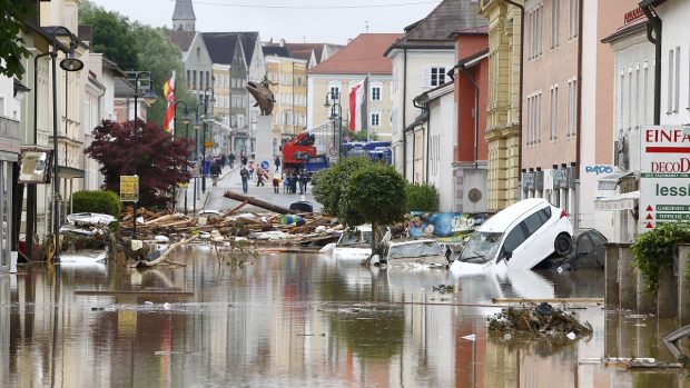 Následky povodně v bavorském městě Simbach am Inn