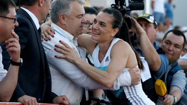 Generální tajemník ruského atletického svazu Michal Butov chce zajistit start ruských atletů v Riu soudně