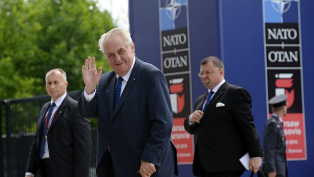Miloš Zeman na summitu NATO ve Varšavě