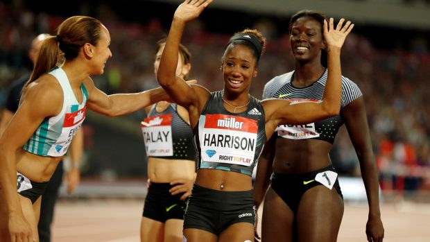 Sprinterka Kendra Harrisonová překonala 28 let starý rekord na 100 metrů překážek