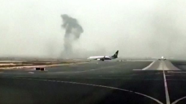 Letadlo společnosti Emirates havarovalo při přistání v Dubaji