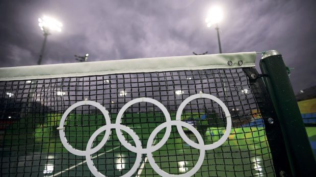 Tenisty na olympijských hrách v Riu ve středu nepustil na kurty déšť
